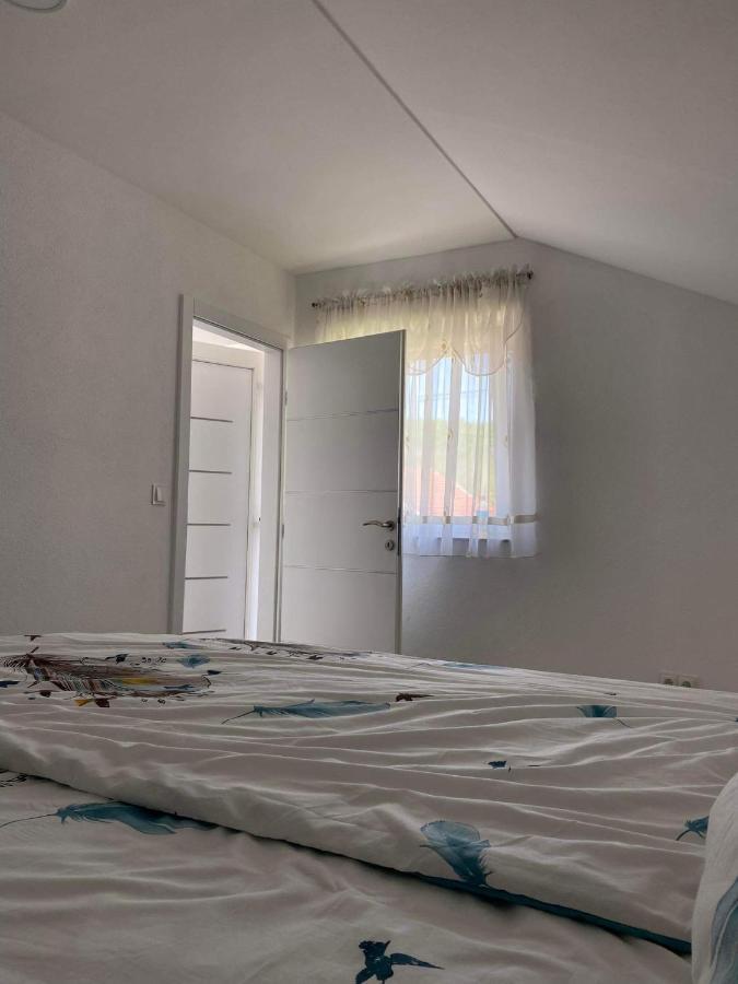 Apartman Zepce Exteriör bild