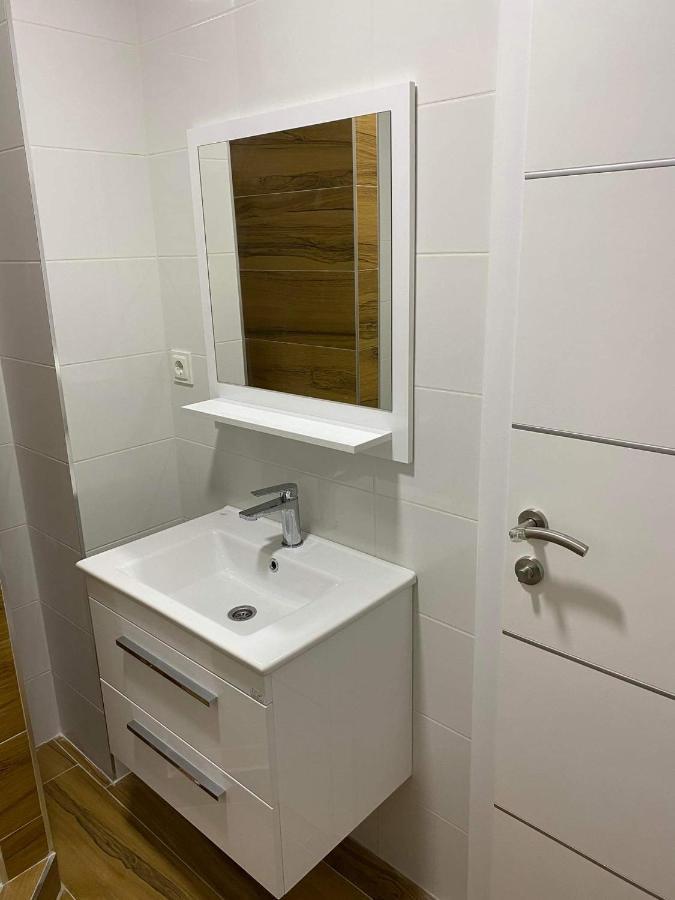 Apartman Zepce Exteriör bild